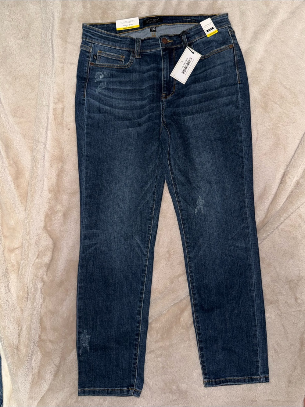 Judy Blue Dark Wash Ankle Crop Jeans